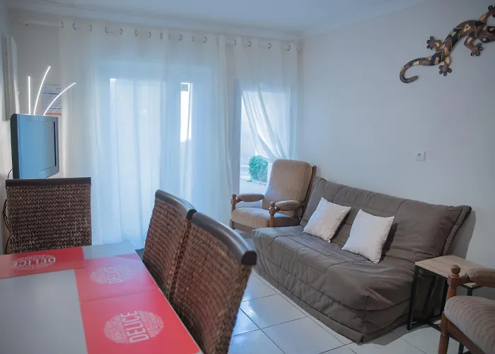 Nino Apartment *